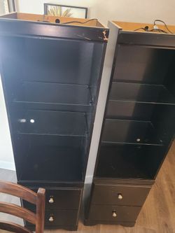 Entertainment center towers