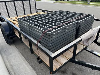 High End Resin Pallets. First Come First Serve. No Holds! Mpu Only Poms. 