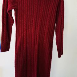 Women’s Woollen Dress And pullover— Used