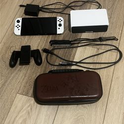 Switch OLED white With Carrying case