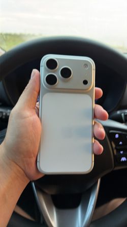iPhone 17 Pro 256GB Verizon only 100% battery