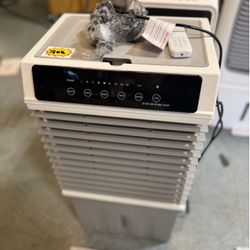 Mini swamp cooler