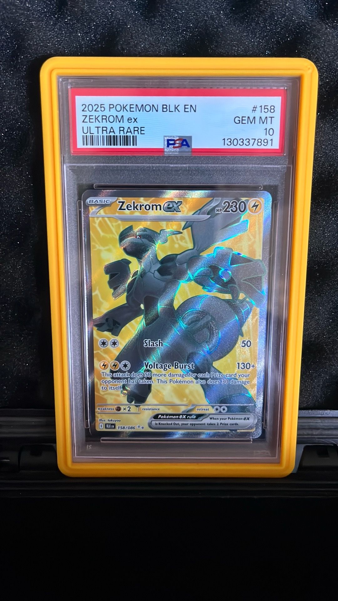 PSA 10 Zekrom Ex full art from black bolt