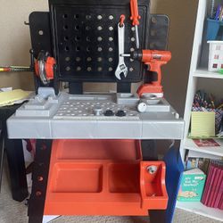 Kids Black and Decker Tool Workbench 