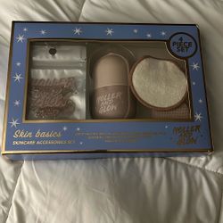 Holler And Glow Face Kit