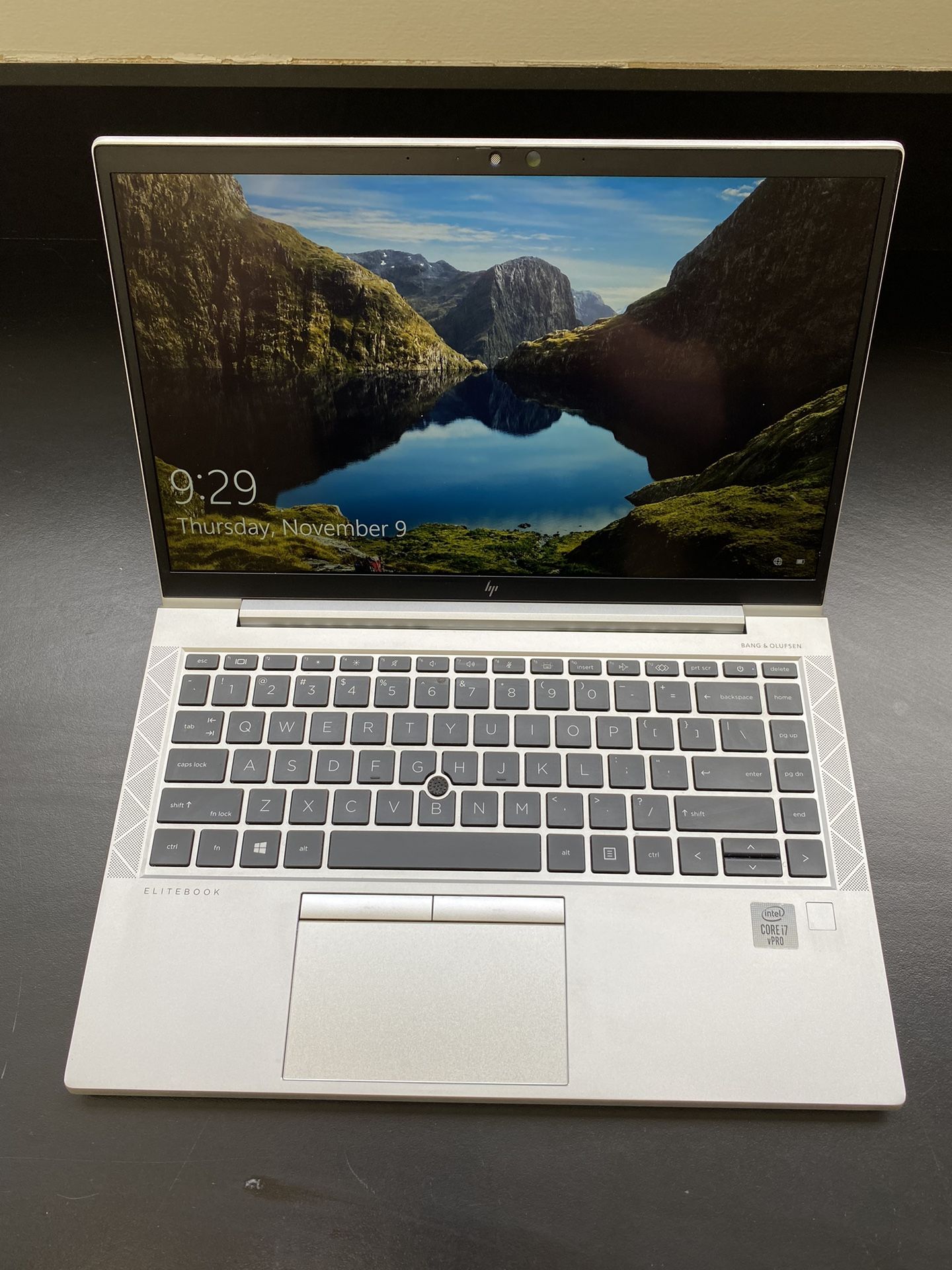 HP EliteBook 840 G7 14" FHD IPS Intel i7-10610U 16GB RAM 512GB M.2 NVMe SSD