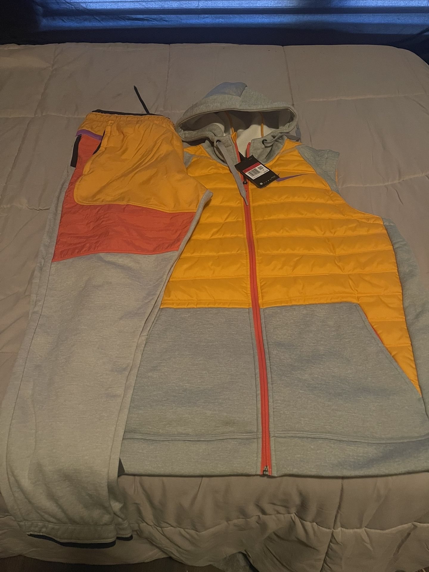 Nike Full Sweatsuit XL