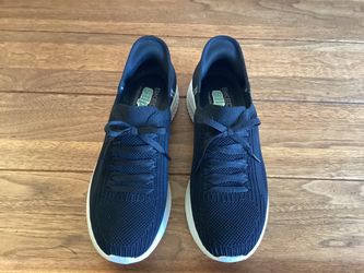 Women’s Skechers Slip-Ins Size 7 Black