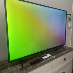 55" inches HiSense Android TV + Chromecast with Google TV