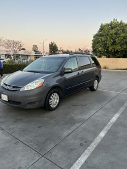 2006 Toyota Sienna