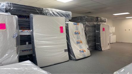 Queen Size Mattress For Sale