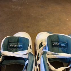Air Jordan 4 Retro “Oxidized Green” – Men’s Size