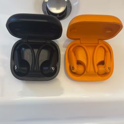 Beats Powerbeats Pro 2