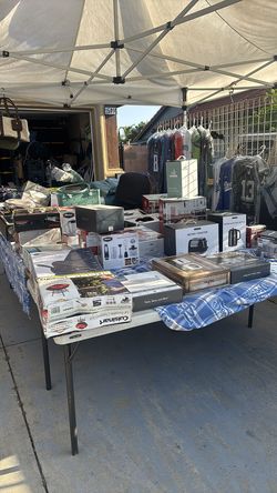 Yard sale. Today ., 15914 Carmel de Fontana ca 92335