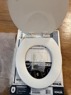 Kohler Stonewood Quiet-Close Round-Front Toilet Seat