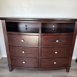 Wood Dresser