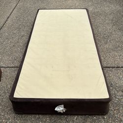 Free twin box spring