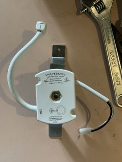 VIVA VEB82122 Ballast; 22w, 120v 60Hz 330mA