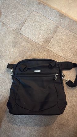 Samsonite Black Messenger Shoulder Bag