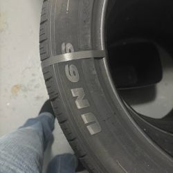 Brand New Travel star 245/50R20