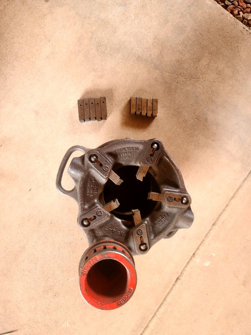 Rigid 141 Pipe Threader 2-1/2" To 4"