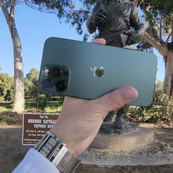 iPhone 13 PRO Max 128GB Unlocked | Local Delivery Available 