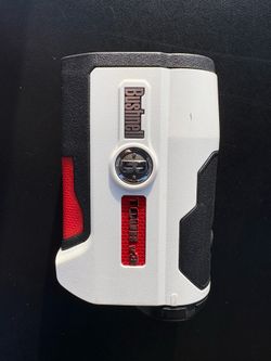 Bushnell Tour V3 golf rangefinder