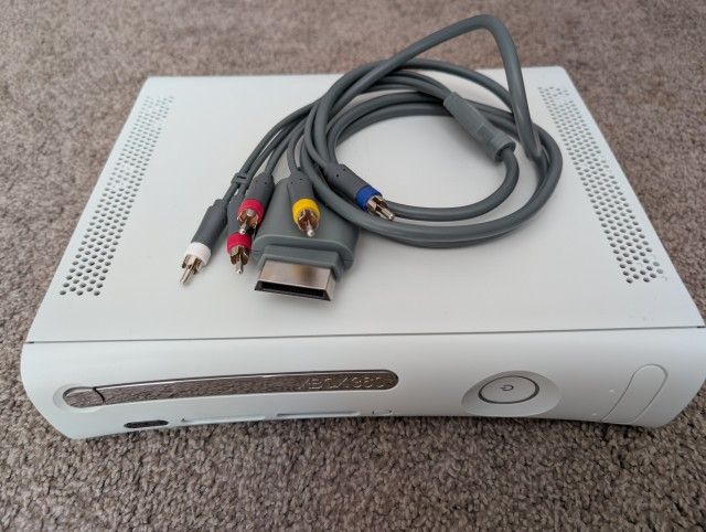 Xbox 360 + Component Cables