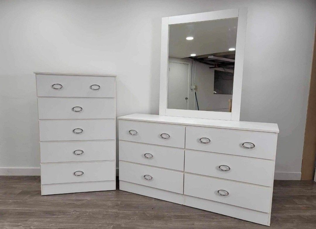 Dresser whit Mirror and Chest ⭐️ Comoda con Espejo y Gabetero