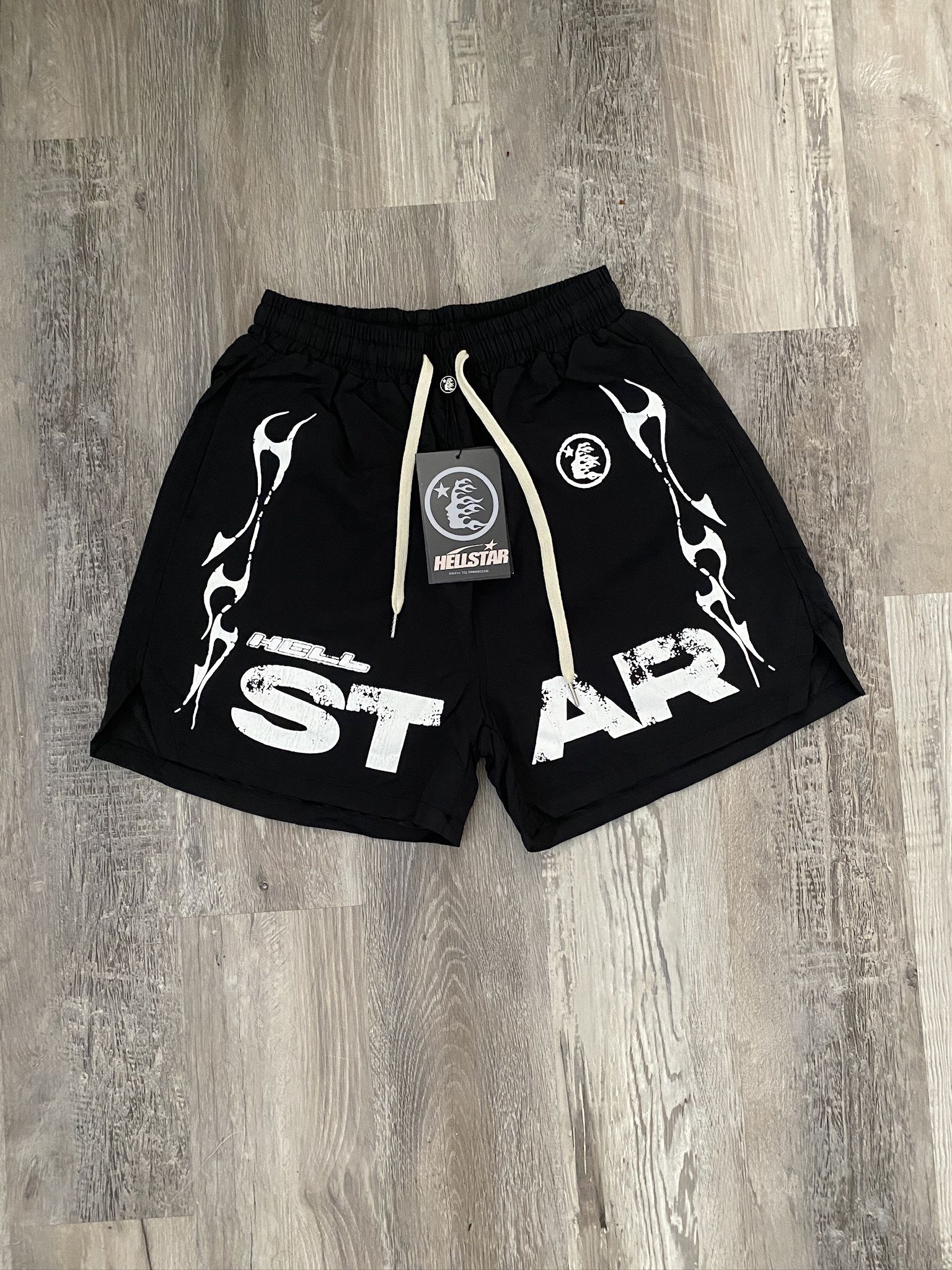 Black/white Hellstar Shorts 1:1