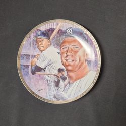 12 Sports Plates: Mickey Mantle,  Cobb, DiMaggio,  Gehrig...