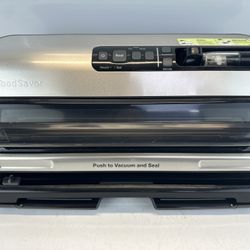 FoodSaver FM5200 Series 2-in-1 Vacuum Sealing System Food Preserver