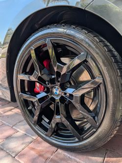 Bmw OEM 19inch black wheels tire set 995m