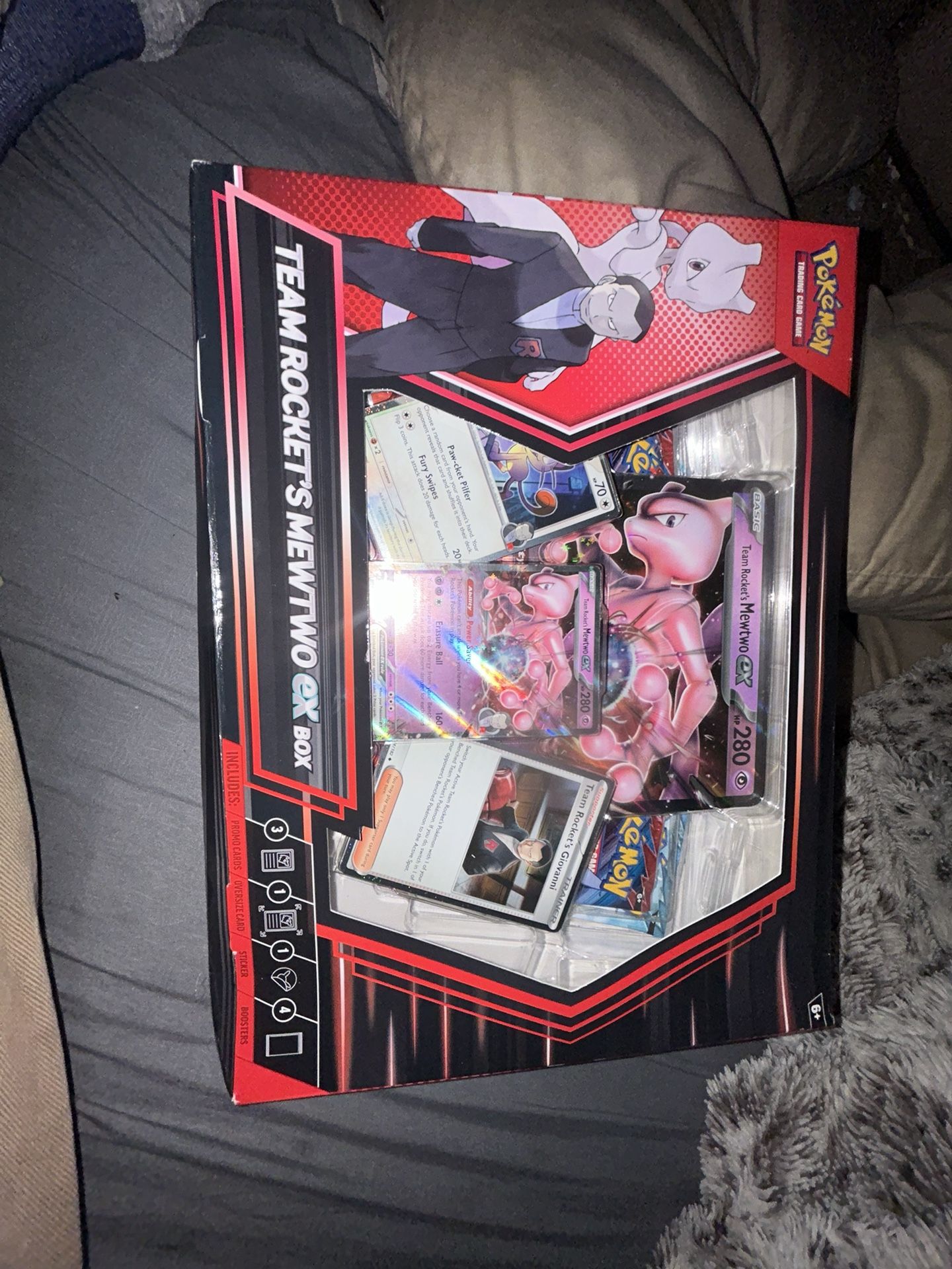 Pokemon Destined rivals Mew Two ex box