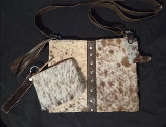 Price Is Firm New Real Cowhide Purse Wallet and Keychain