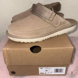 UGG Golden Star Clogs