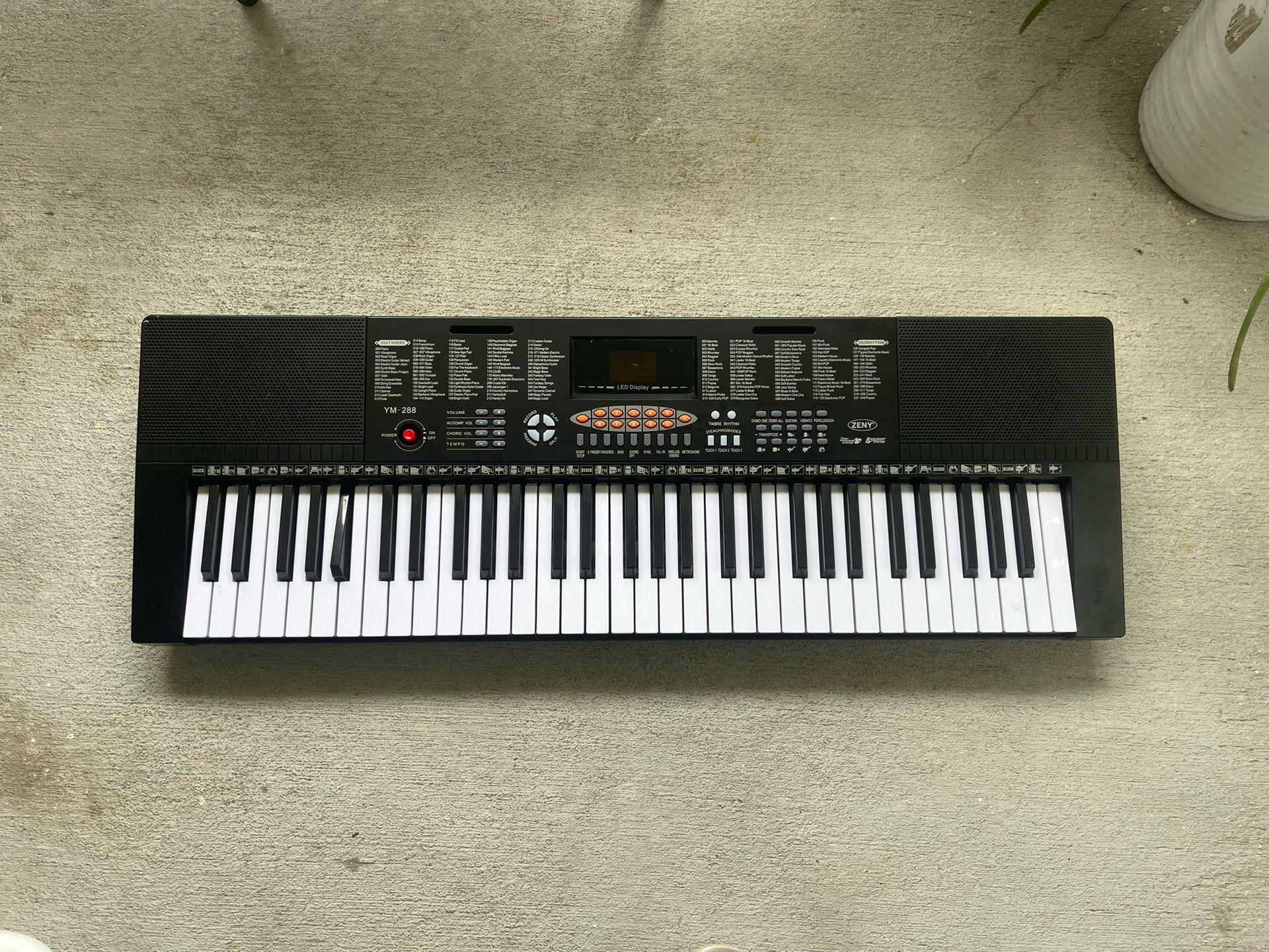 Keyboard Piano (Read description)