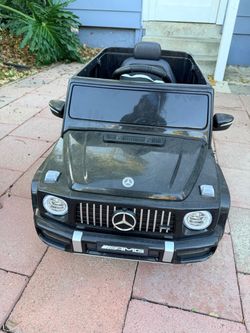 Mercedes-Benz AMG G-Wagon Kids Ride-On Car