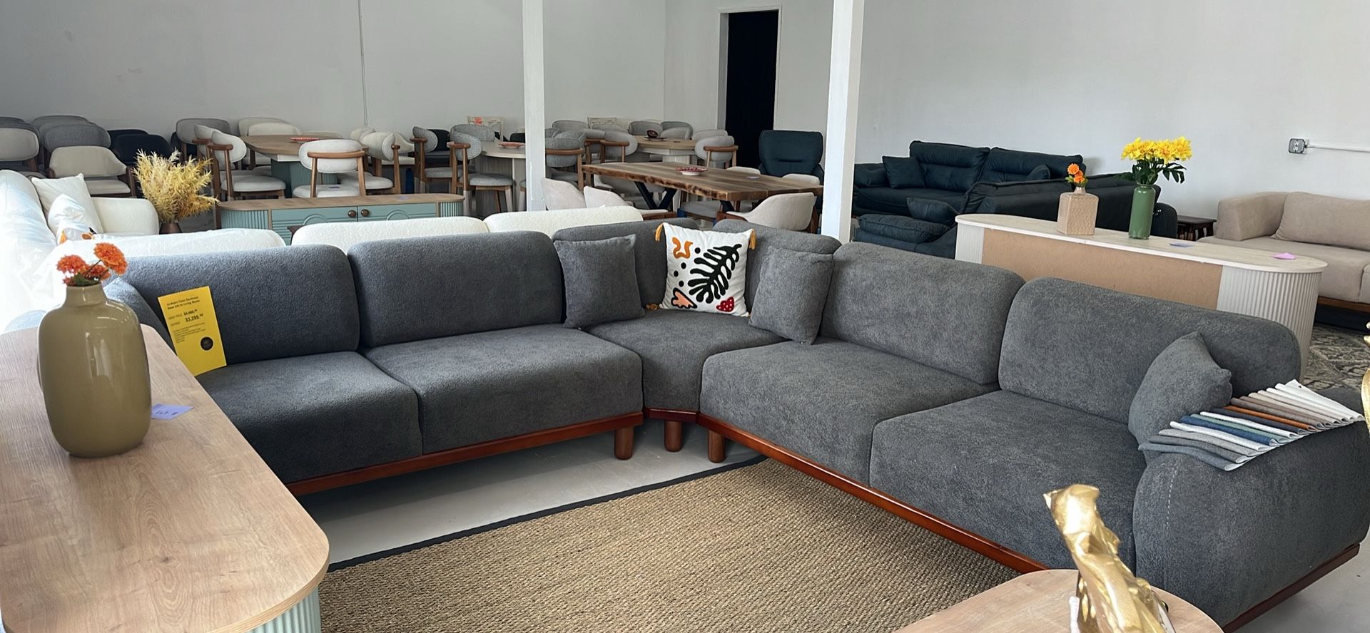 Eva Modern Sectional, Mid-Century Modern L Shaped Couches, Plush Fabric Upholstered, Convertable Bed