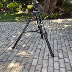 OConnor 1030B Fluid Head Tripod Kit w/ Carbon Legs + Tuffpak Case – Pro Cinema