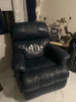 Recliner good condition