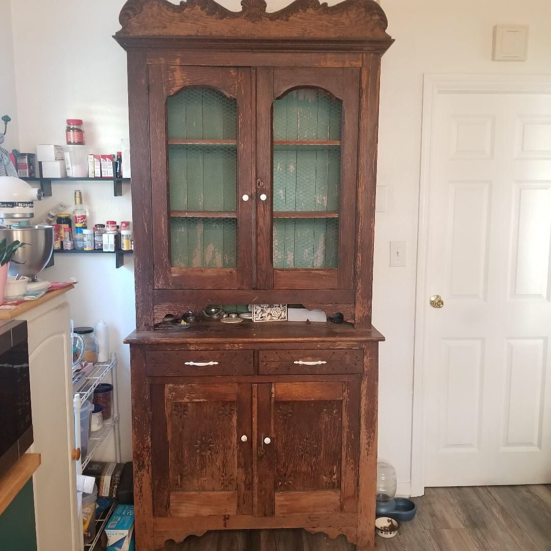 Wooden hutch