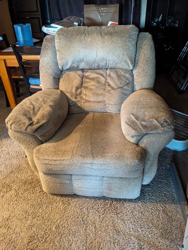 Free Recliner