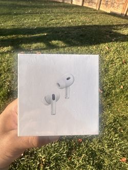 Pods Pro 2nd Gen With Wireless Charging Case (USB-C)