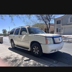 2004 Cadillac Escalade