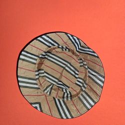 Burberry Reversible Bucket Hat