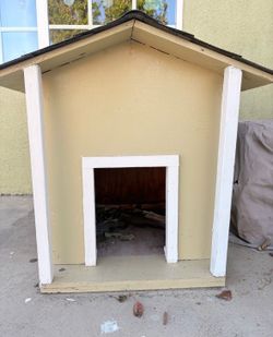 dog house