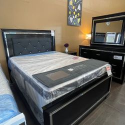 Black LED Queen Bedroom Set 