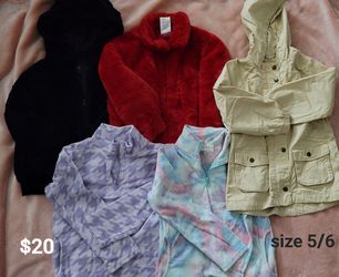 Girls tops size 5-6