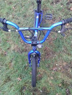 20" MONGOOSE Mode 100 BIKE/BICYCLE